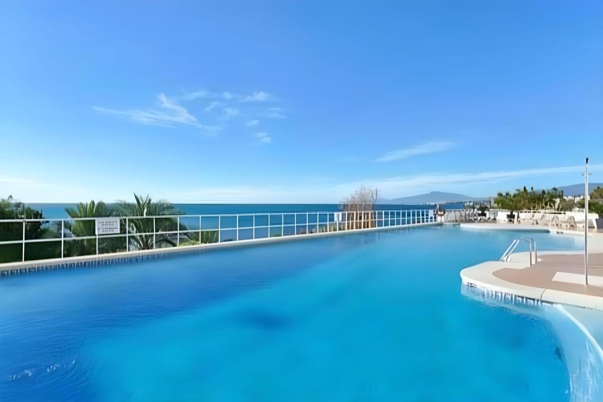 Stunning Unobstructed 180 Degree Sea View With 100 Square Meters Terrace - Costa Del Sol - Apartment *